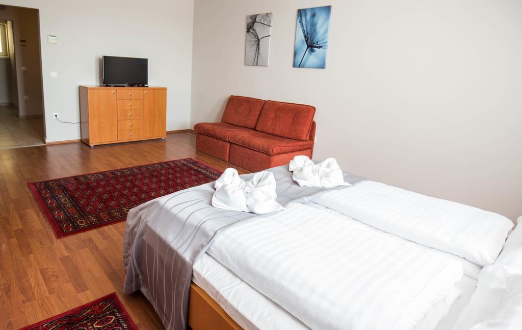 Salt Hill Apartmanok إيغيرسولوك المظهر الخارجي الصورة